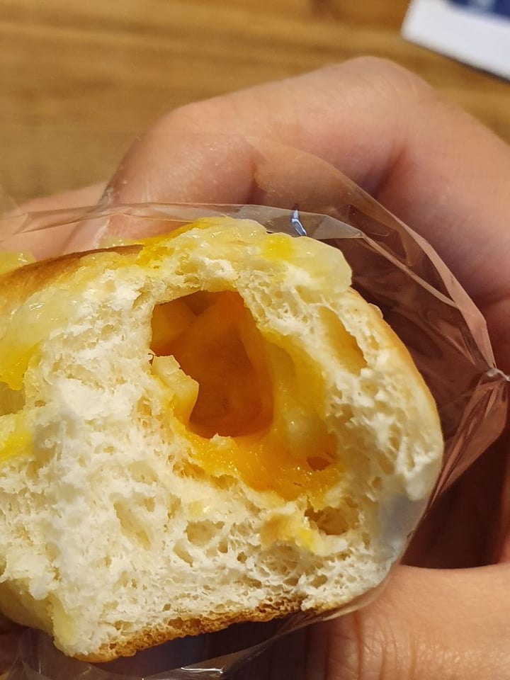 photo of Yiihotang Bagel with Cream Cheese Filling shared by @shengasaurus on  15 Oct 2019 - review
