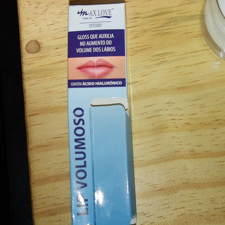 review photo of MAX LOVE make Up Studio batom gloos latex shared by @rogalia on 22 Nov 2021 - review