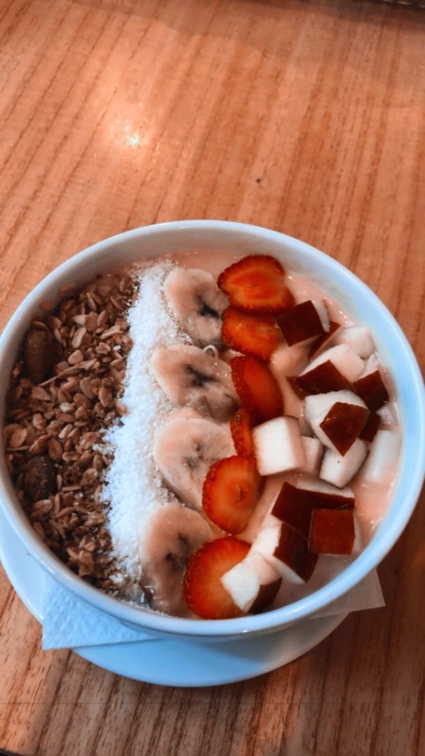 photo of Blondies Bakery Cafe Smoothie Bowl shared by @magicvegan on  29 Jan 2020 - review