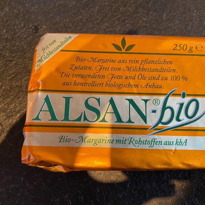 photo of Alsan Alsan bio shared by @magdalenamichl on  14 Jan 2021 - review
