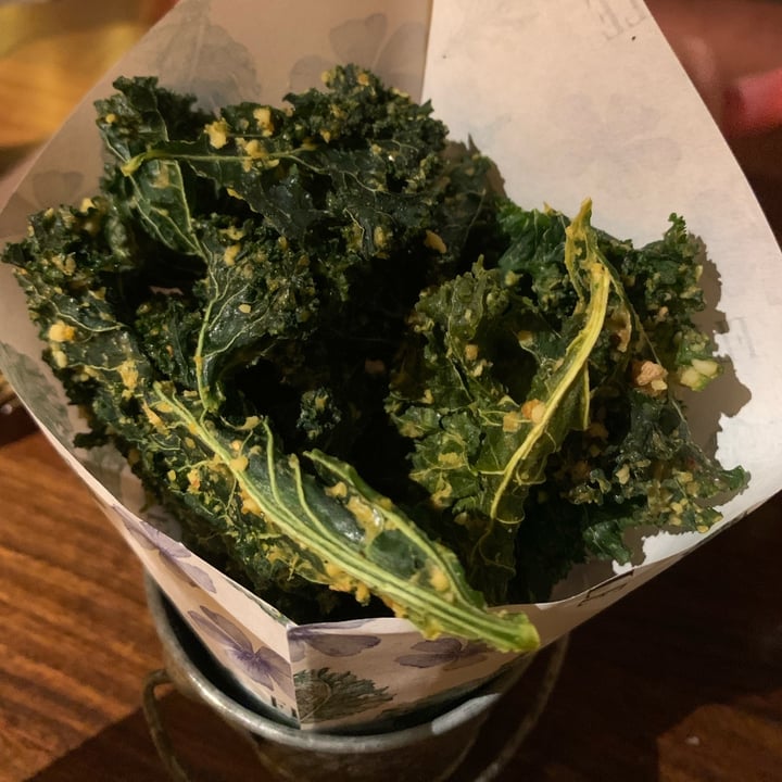 photo of Flax & Kale Passage Spicy kale chips shared by @helenpfuertes on  01 Jul 2022 - review