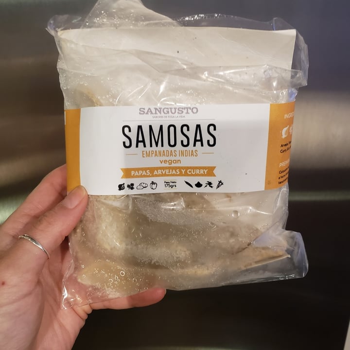 photo of Sangusto Samosas (Empanadas Indias) Gigantes shared by @melinav on  13 Dec 2020 - review