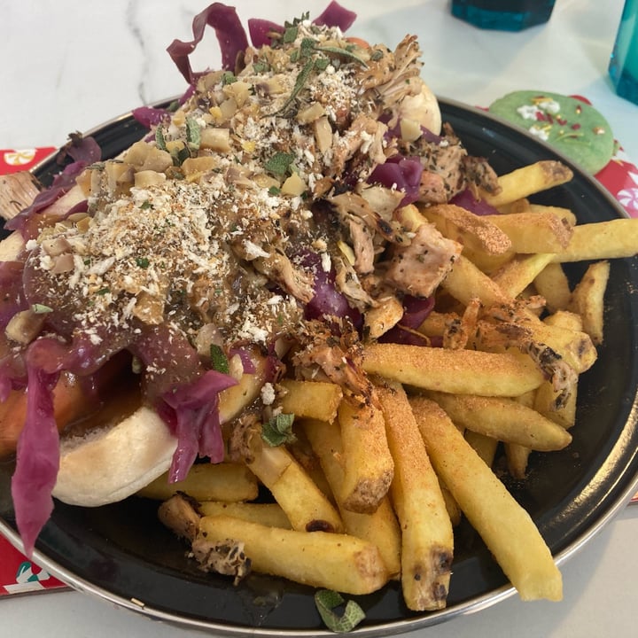 photo of Feed Me! Fully Loaded Christmas Special Dog And Fries shared by @meganemilia on  04 Oct 2022 - review