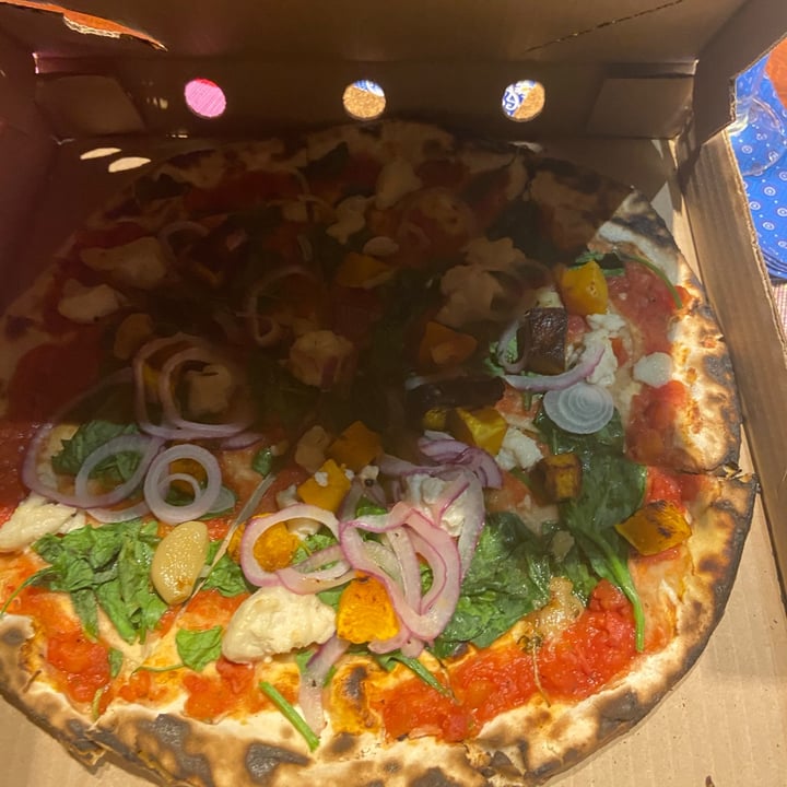 photo of Massimo's Umbria with vegan cheese shared by @leighclare29 on  19 Dec 2020 - review