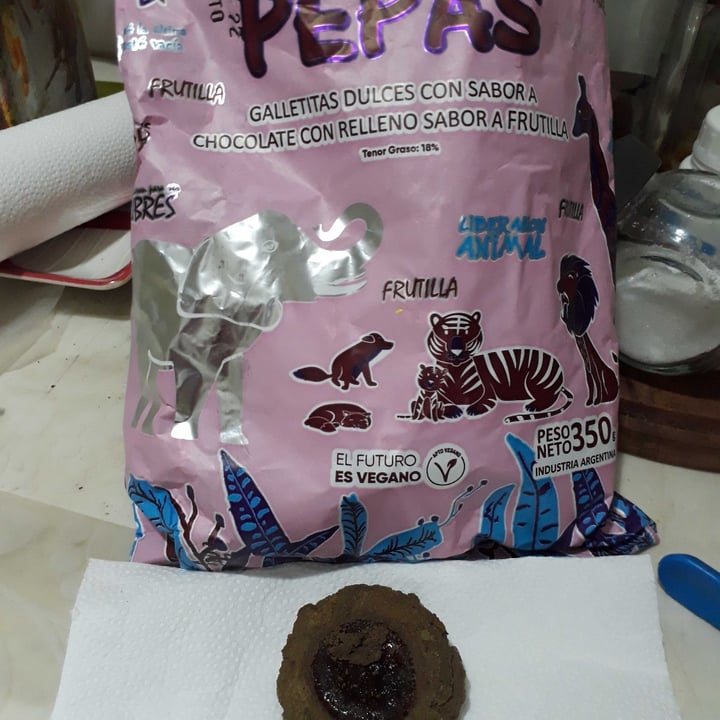 review photo of Un Rincón Vegano Pepas Galletas Dulces con sabor Chocolate con relleno de Frutilla shared by @lulapasc on 09 Aug 2022 - review