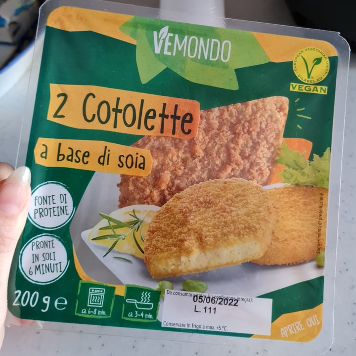 photo of Vemondo 2 Cotolette a Base di Soia shared by @elire on  25 May 2022 - review