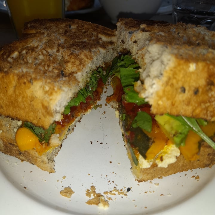 review photo of Le Blé Ballester Sándwich Vegano shared by @camubargados on 24 May 2022 - review