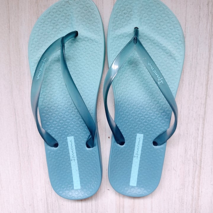 photo of Ipanema Flip flops shared by @claracarneiro on  12 Dec 2022 - review