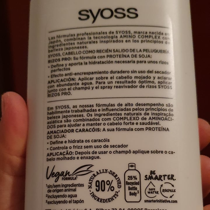 photo of SYOSS Acondicionador rizos pro shared by @martajklm on  04 Jun 2022 - review