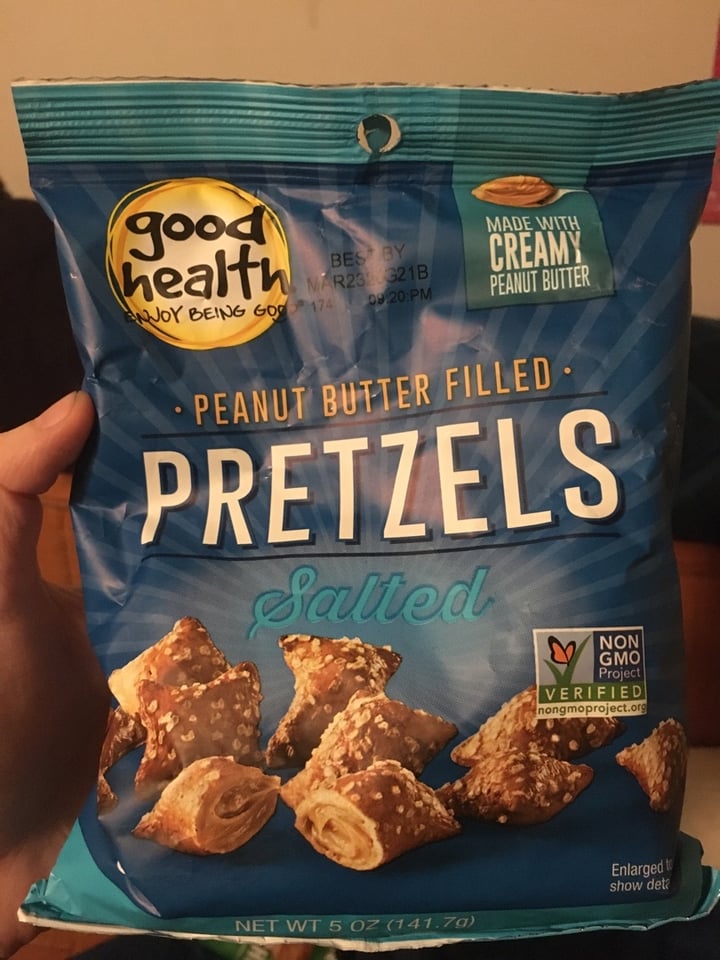 photo of UTZ Snacks - Good Health Good Health® Peanut Butter filled Pretzels, Salted shared by @smash0the0pumpkins on  25 Oct 2019 - review