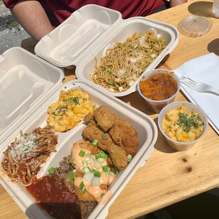 photo of Vegan Mob (Mobile Street Vendor) Mob plate shared by @sweet-e on  19 Jul 2021 - review