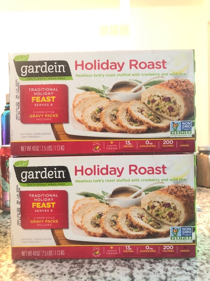 photo of Gardein Holiday Roast shared by @tiedyesky1 on  05 Dec 2019 - review