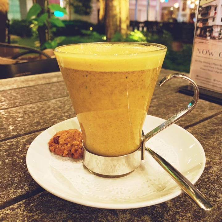 photo of Privé Wheelock Turmeric-Ginger Soy Latte shared by @lasithalokuge on  16 Feb 2020 - review