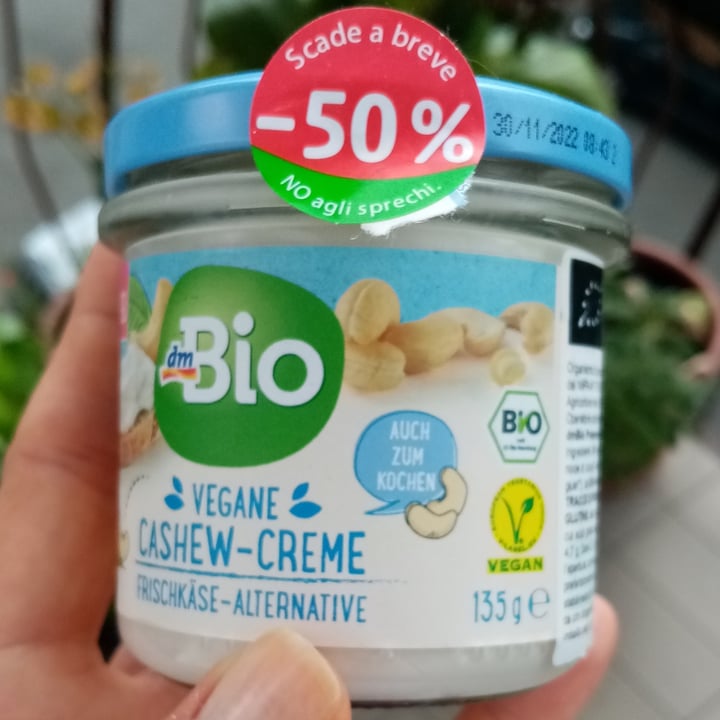 photo of dmBio Cashew-Creme shared by @valeveg75 on  03 Sep 2022 - review