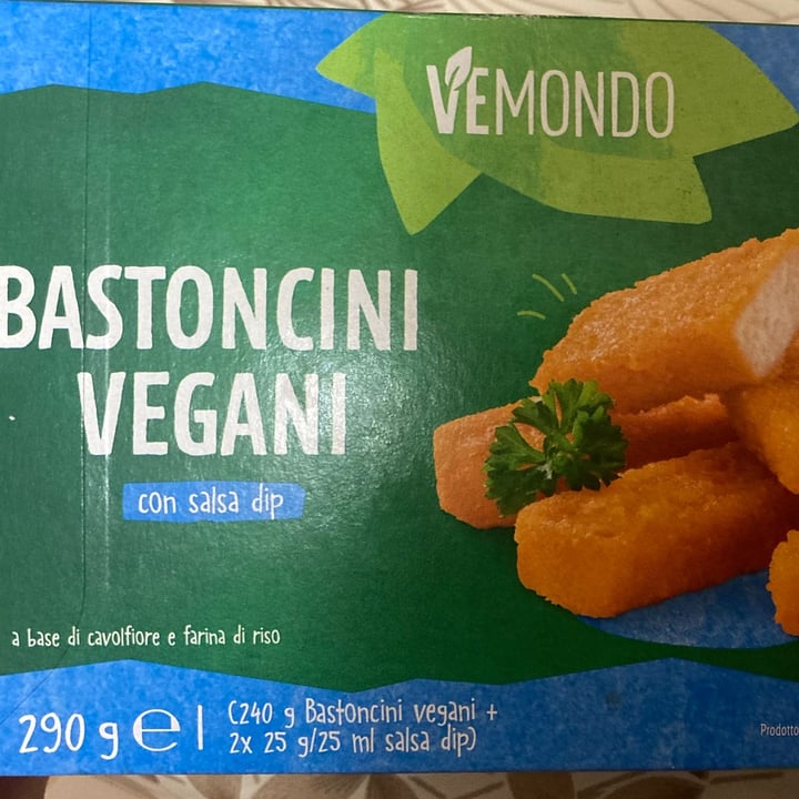 photo of Vemondo Bastoncini Vegani con Salsa Dip shared by @muresanpaula on  14 Mar 2022 - review