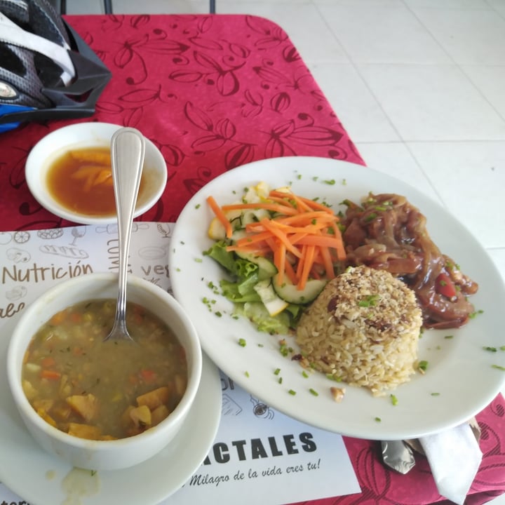review photo of Restaurant Ecotienda Fractals Tofu En Salsa Con Arroz Y Semillas shared by @diegomerchanm on 15 Jul 2021 - review