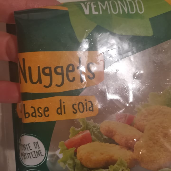 photo of Vemondo Nuggest a base di soia shared by @paolarug on  13 Apr 2022 - review