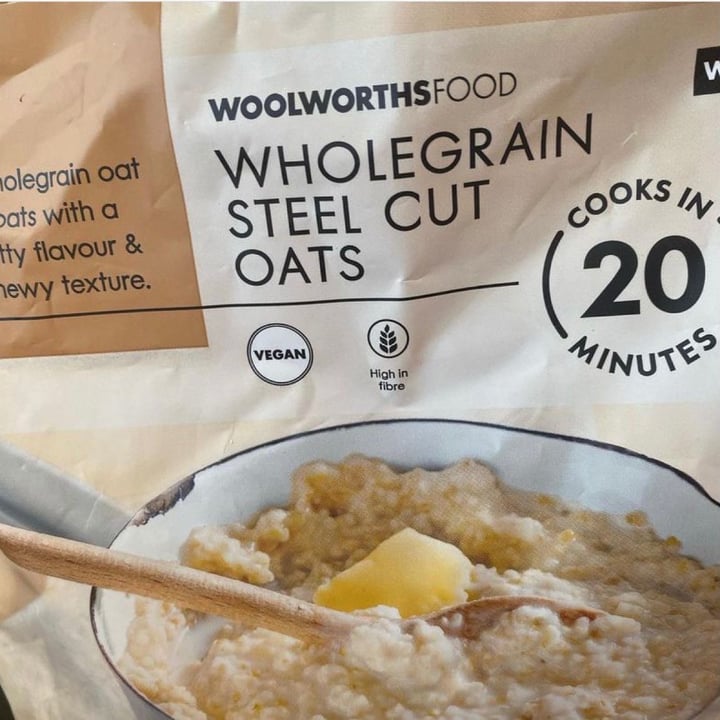 photo of Woolworths Food Wholegrain steel cut oats shared by @globalvegan on  21 Aug 2021 - review