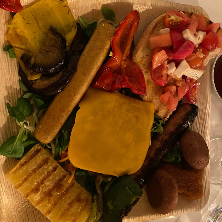 review photo of Green corner Grigliata mista shared by @chiaralof on 28 Aug 2022 - review