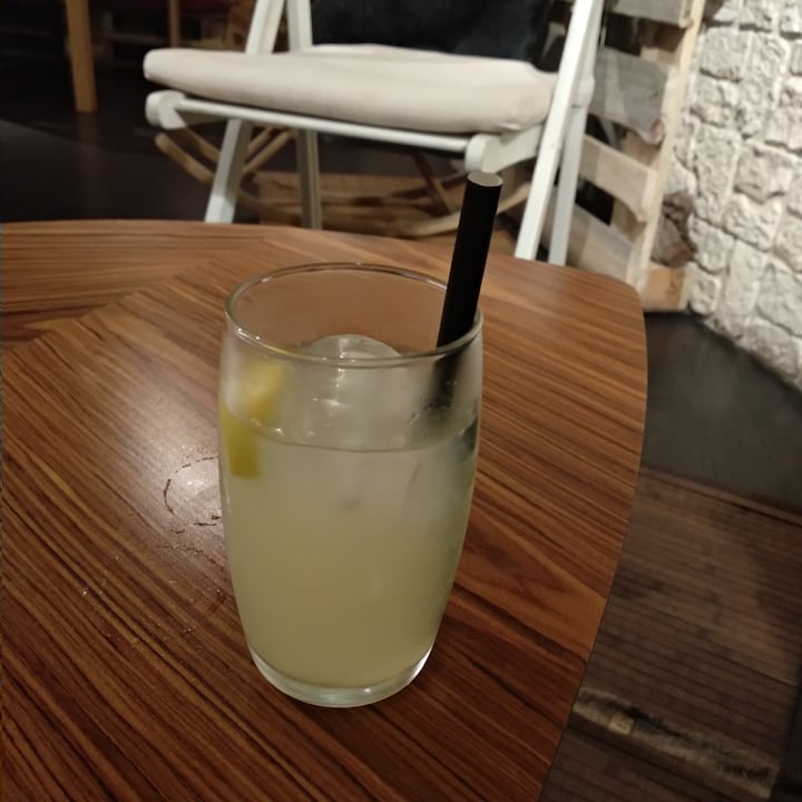 photo of Daio limonada de limón shared by @lasonrisadeltrece on  05 Oct 2022 - review