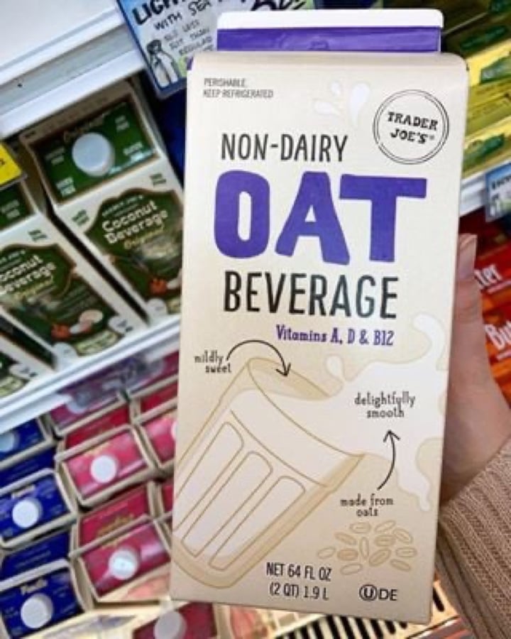 photo of Trader Joe's Non-Dairy Oat Beverage shared by @nicolemarie2020 on  21 Apr 2020 - review