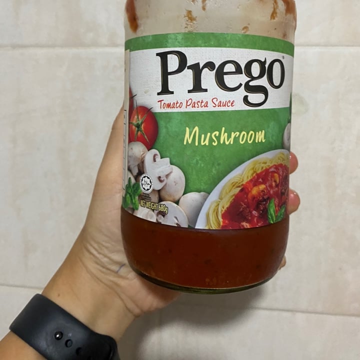 photo of Prego Tomato Pasta Sauce (Mushroom) shared by @piggy-egg on  14 Apr 2022 - review