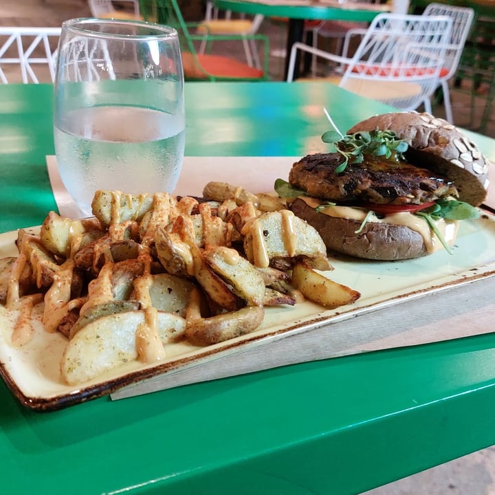 photo of Athens Vegan Burgers Koftas shared by @wandavetveg on  17 Sep 2022 - review