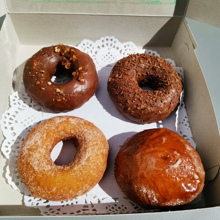 photo of Hulis Donuts Donuts shared by @lunascorner on  17 Sep 2021 - review