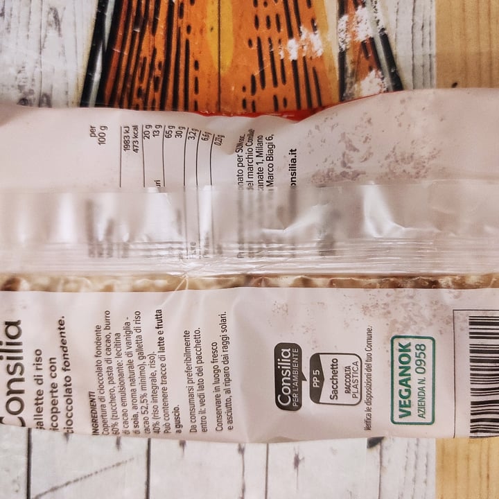 photo of Consilia Gallette di riso con cioccolato fondente shared by @esterrome on  01 Apr 2022 - review
