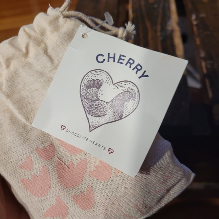 photo of Sjaak’s Organic Chocolates Cherry Dark Chocolate Heart shared by @laurelolson88 on  30 Jan 2022 - review