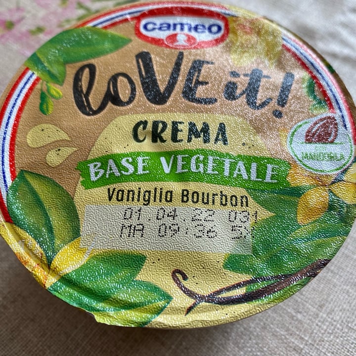 review photo of Cameo Love It! crema vaniglia bourbon shared by @aleglass on 01 Apr 2022 - review