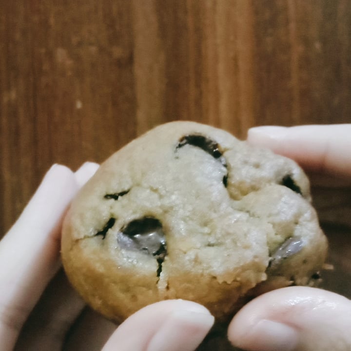 review photo of Dough Lab The Flower Child shared by @veganinquarantine on 30 May 2020 - review