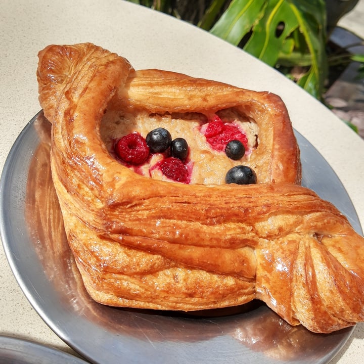 review photo of Vica Cuadrado De Pastelera shared by @florcie444 on 18 Sep 2022 - review