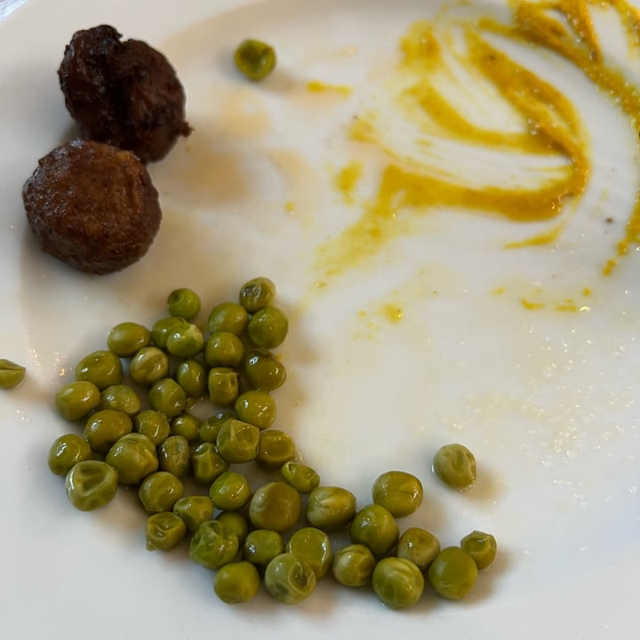 photo of IKEA Bologna vegan meatballs shared by @saretta32 on  05 Apr 2022 - review