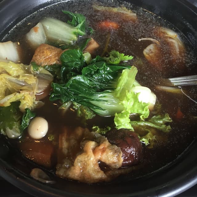 Foto do prato “Herbal Soup”