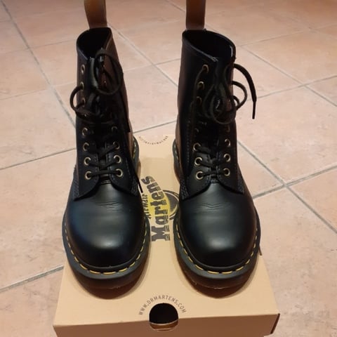 Dr. Martens Dr. Martens 1460 Vegan Felix Rub Off Reviews | abillion