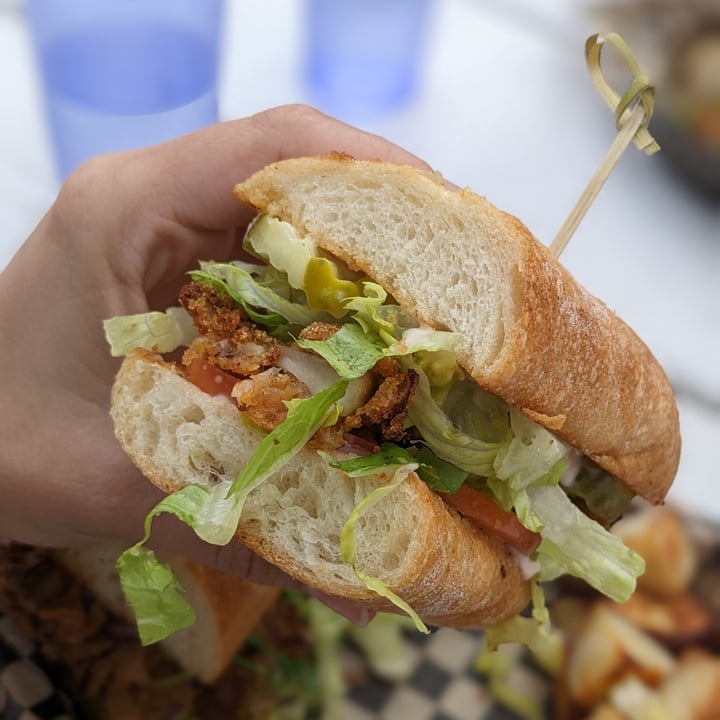 photo of Green Owl Cafe Fried Oyster Mushroom Po'boy shared by @iszy on  03 Sep 2022 - review