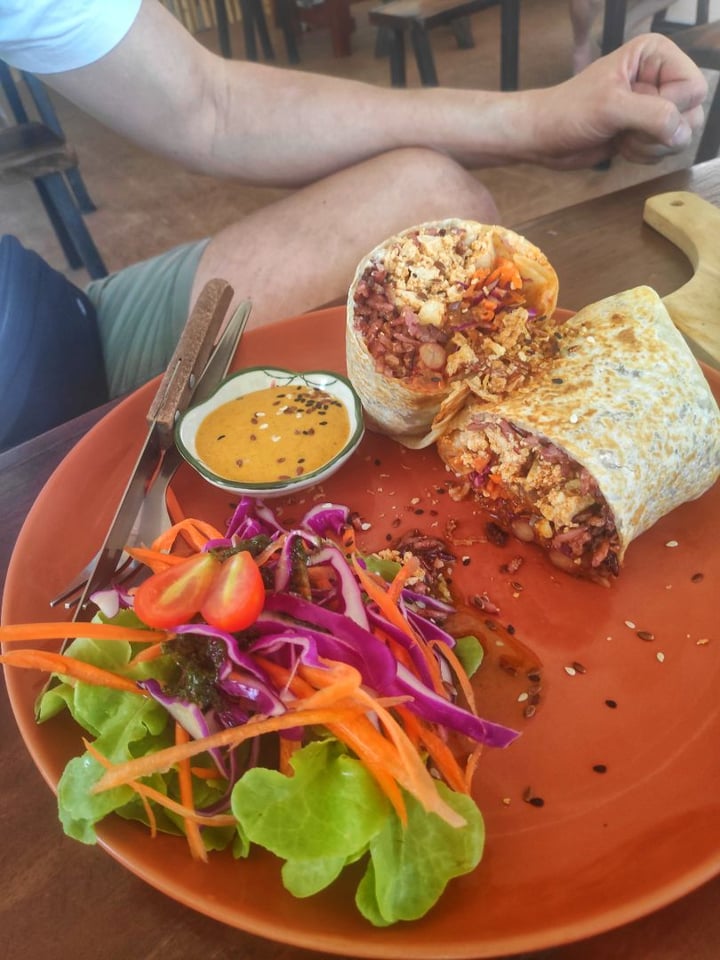photo of Pure Vegan Breakfast Burrito shared by @dienico on  01 Feb 2020 - review