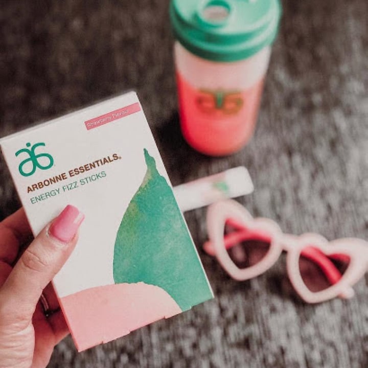 review photo of Arbonne Energy Fizz Sticks - Strawberry shared by @nikkia on 01 May 2020 - review
