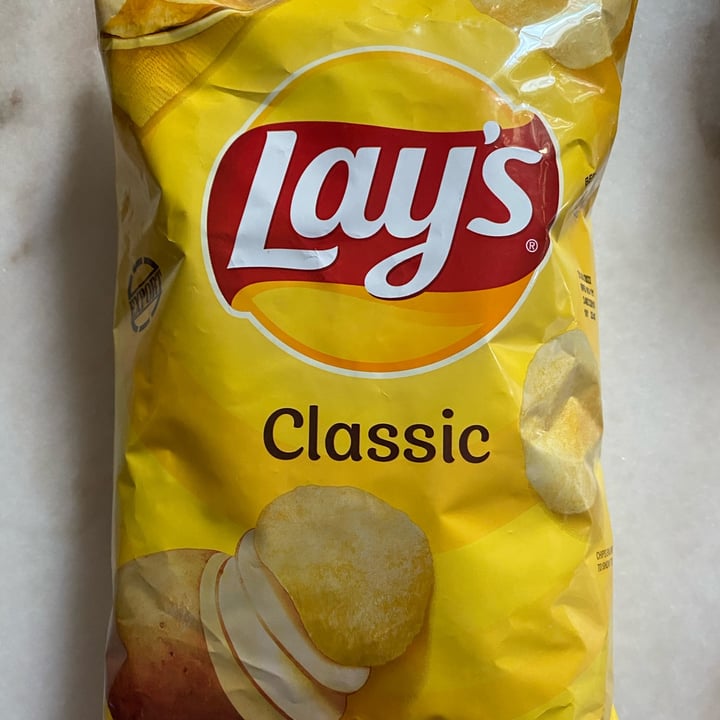 photo of Lay's Classic Potato Chips shared by @piggy-egg on  13 Feb 2022 - review
