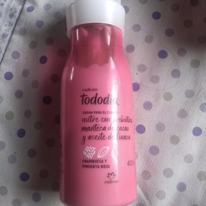 review photo of Natura Crema corporal tododia- avellana y casis shared by @brxana on 21 Nov 2020 - review