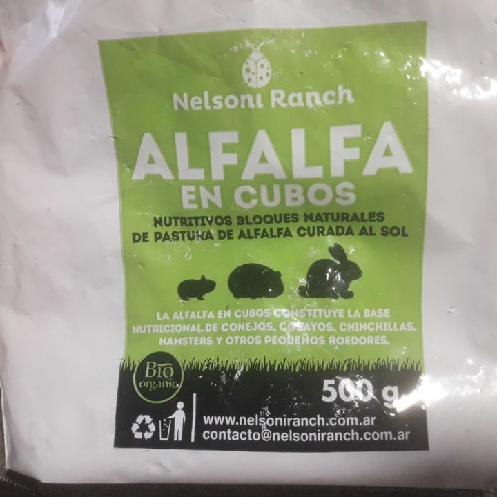photo of Nelsoni Ranch Alfalfa en cubos shared by @aye on  07 Aug 2019 - review