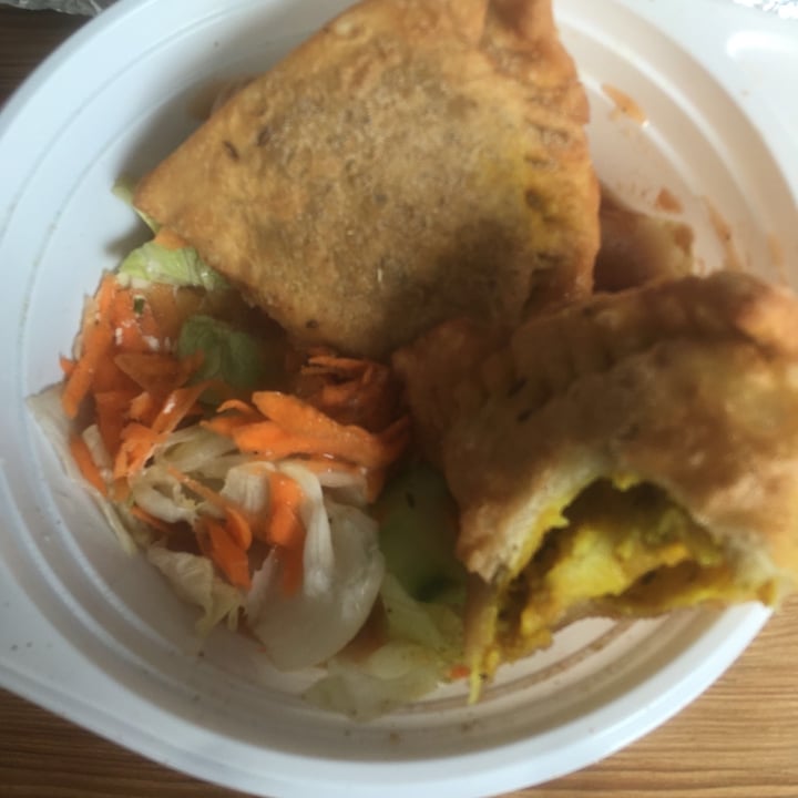 photo of Ajanta Samosas shared by @walkingdeadjudge11 on  30 Sep 2020 - review