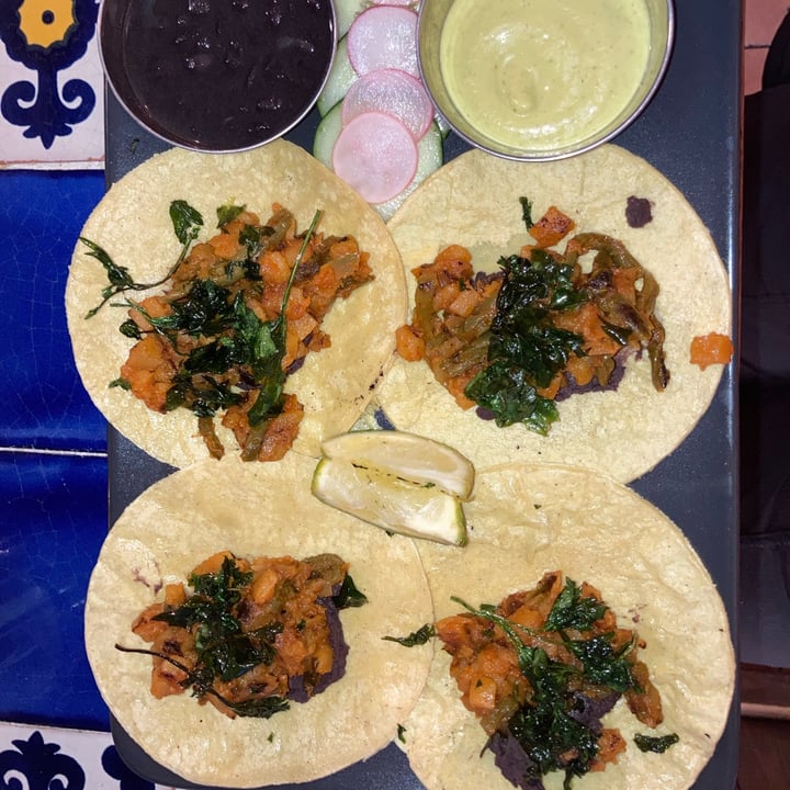 photo of Las Adelitas Tacos Vegetarianos (Veganized) shared by @chloslo on  03 Jun 2022 - review