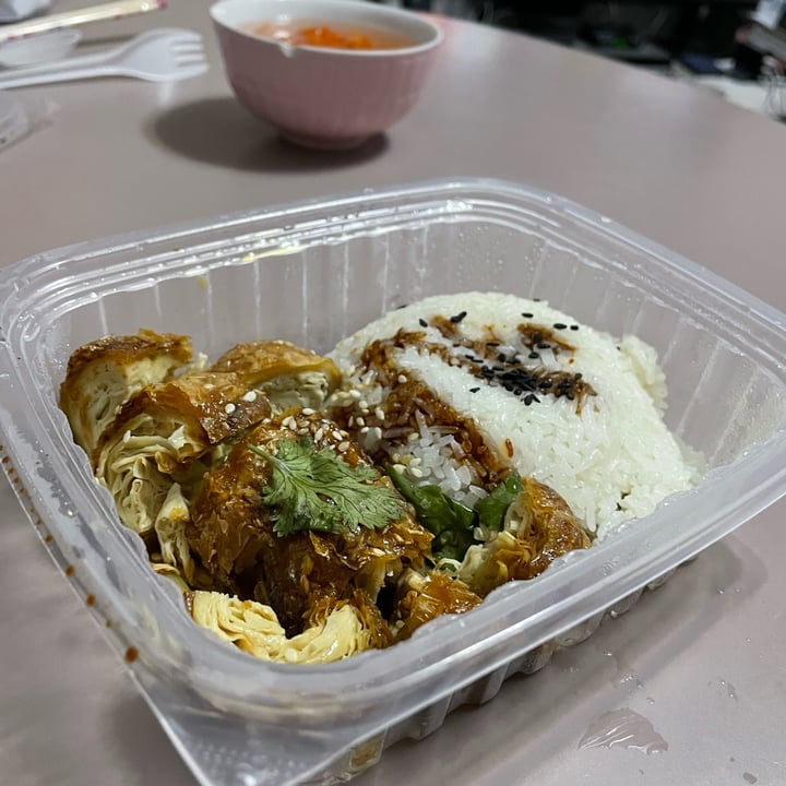 review photo of Nature Cafe Chicken Rice shared by @ratatouvege on 15 Oct 2021 - review