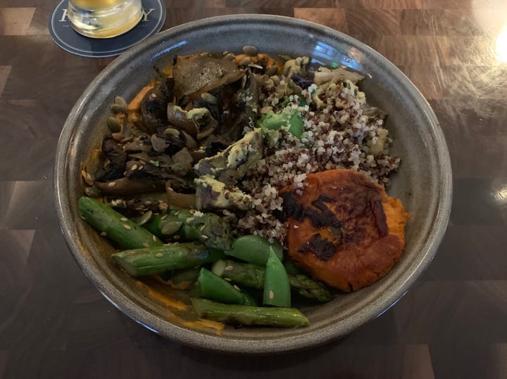 photo of The Henry Harvest Bowl shared by @socalpops on  21 Jun 2019 - review