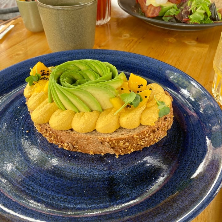 photo of The Avocado Show Mango Tango Avocado Toast shared by @jana030 on  17 Sep 2021 - review