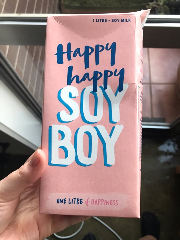photo of Happy Happy Soy Boy Soy Milk shared by @chloeavrill on  12 Aug 2019 - review