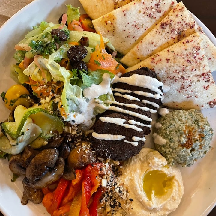 review photo of RiZE Cafe The Meditterranean shared by @liftsplantshine on 20 Dec 2021 - review
