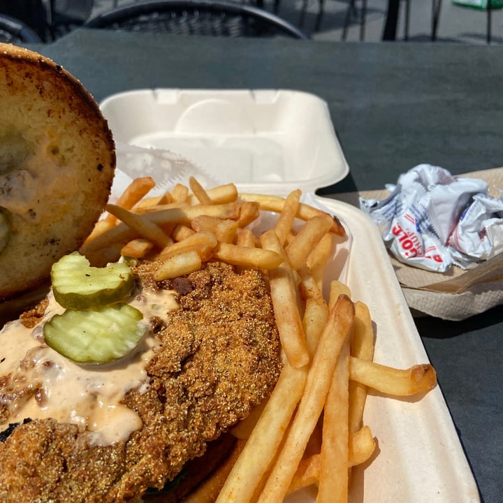 photo of V-Grits Fish Po Boy shared by @leahhastings on  31 Jul 2021 - review